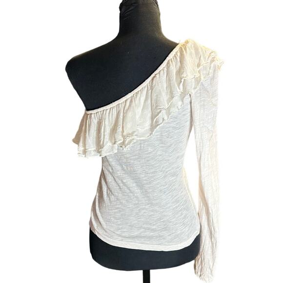 By Anthropologie Ivory Ruffle One Shoulder Asymmetrical Top Size S - Picture 2 of 7